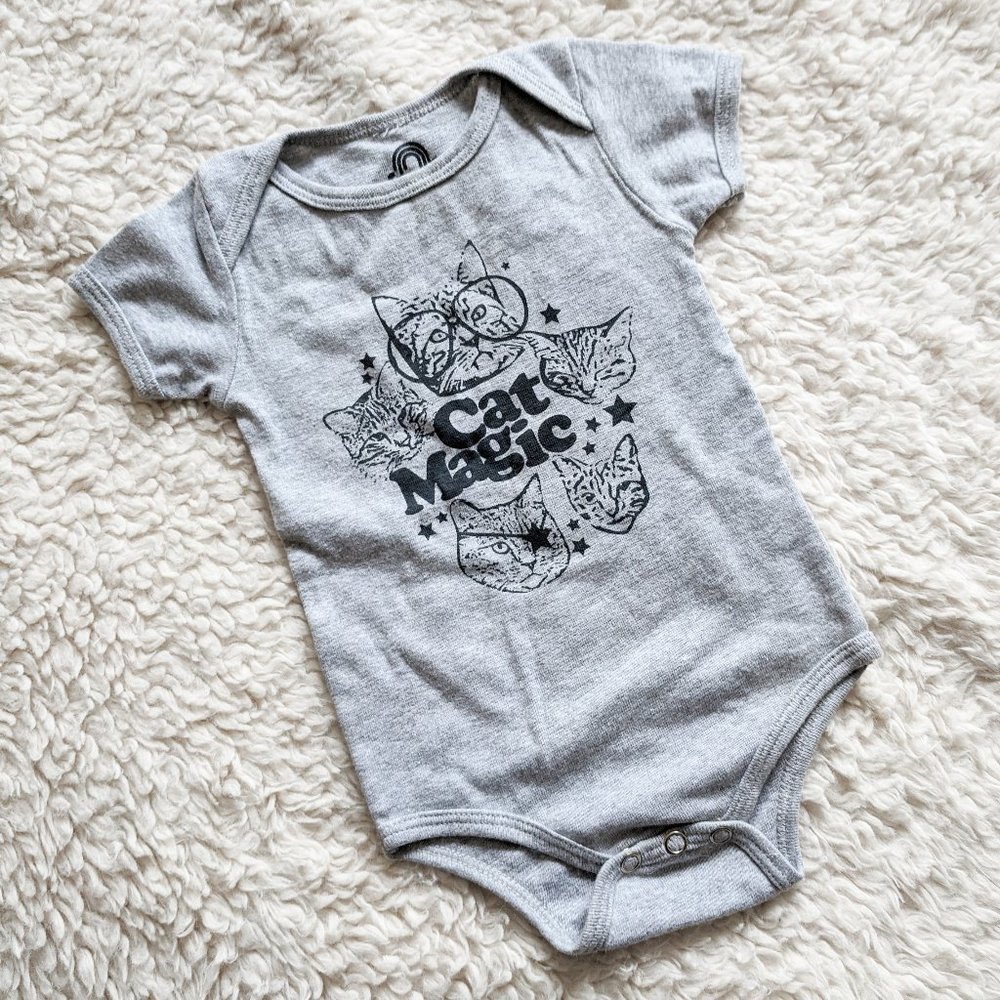 PREFRESH Cat Magic Gray Cotton Onesie 3-6 months